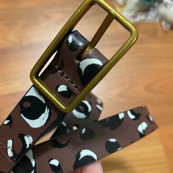 FOSSIL brown leopard print animal cheetah thin belt square gold tone buckle M - Picture 3 of 5